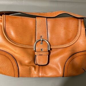 Bellerose burnt orange handbag